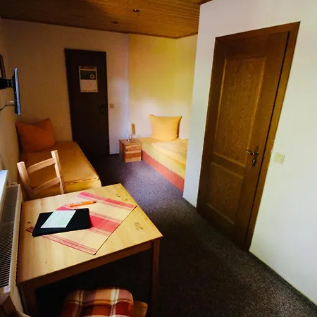 Brauhaus Und Babben בית הארחה